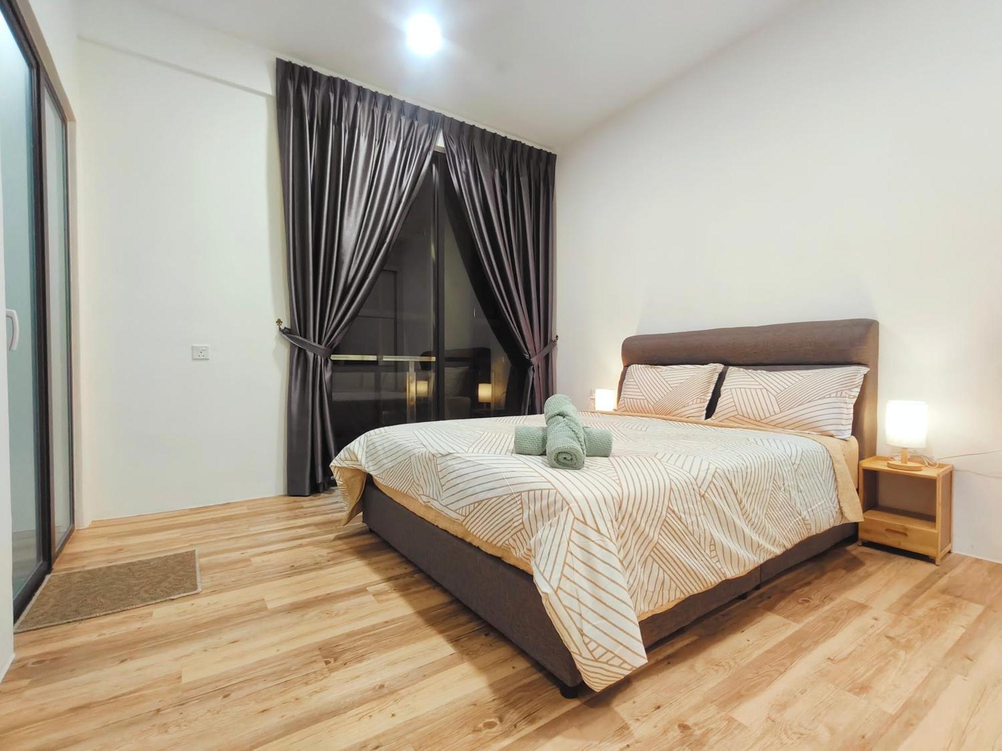 Muji Galacity 2br 2beds Entire Apartment *