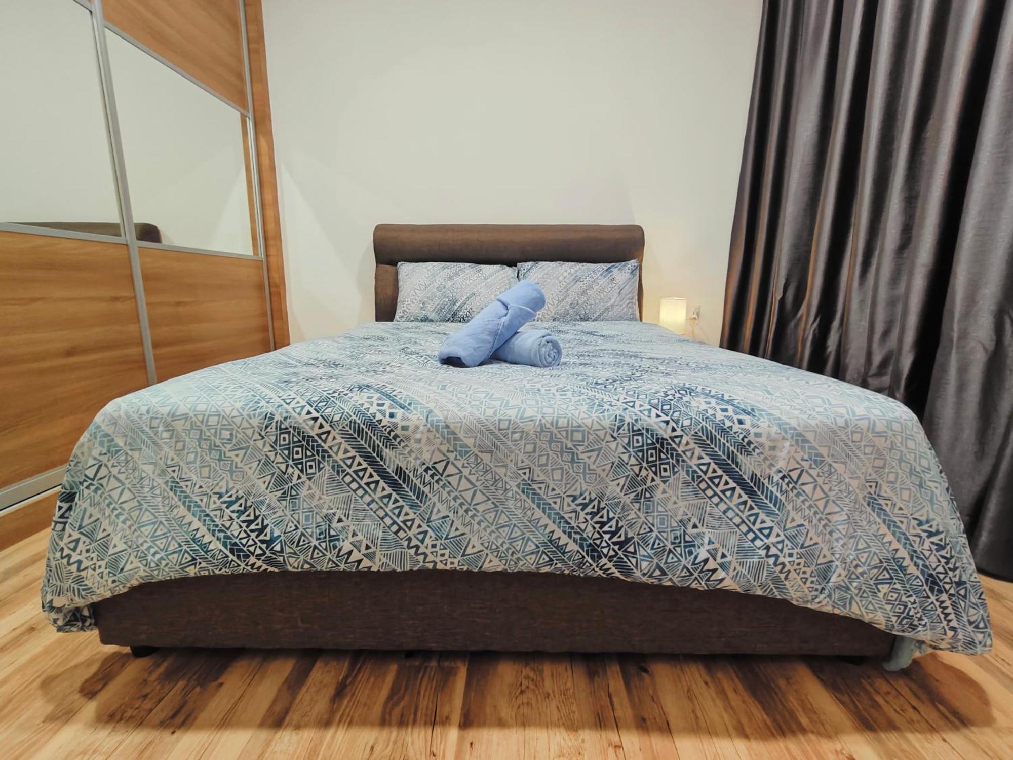Muji Galacity 2br 2beds Entire Apartment